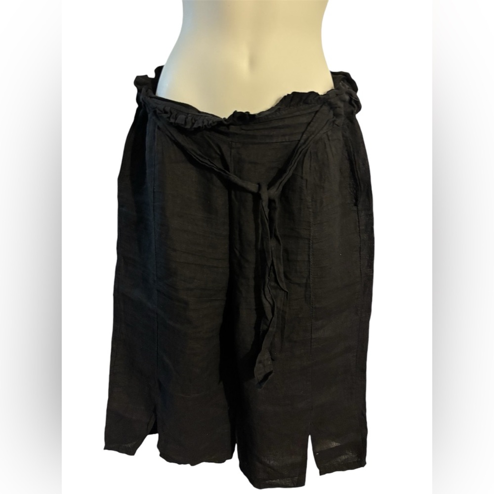Viola Borghi linen wide leg Capri pant. EUC. Size medium.
